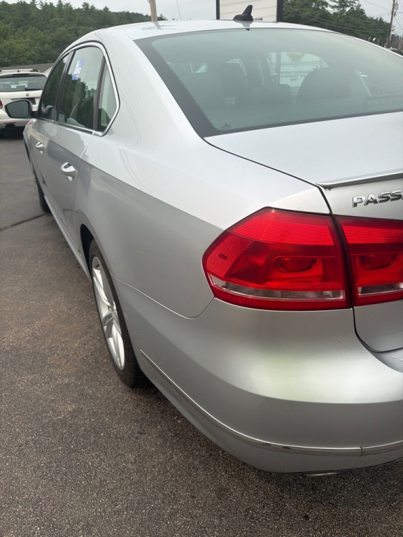 2014 Volkswagen Passat Image 8