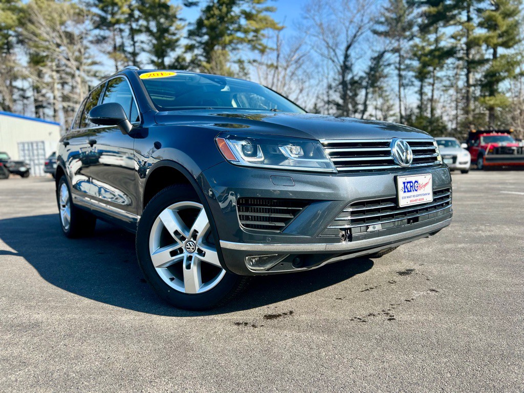 2015 Volkswagen Touareg Image 1