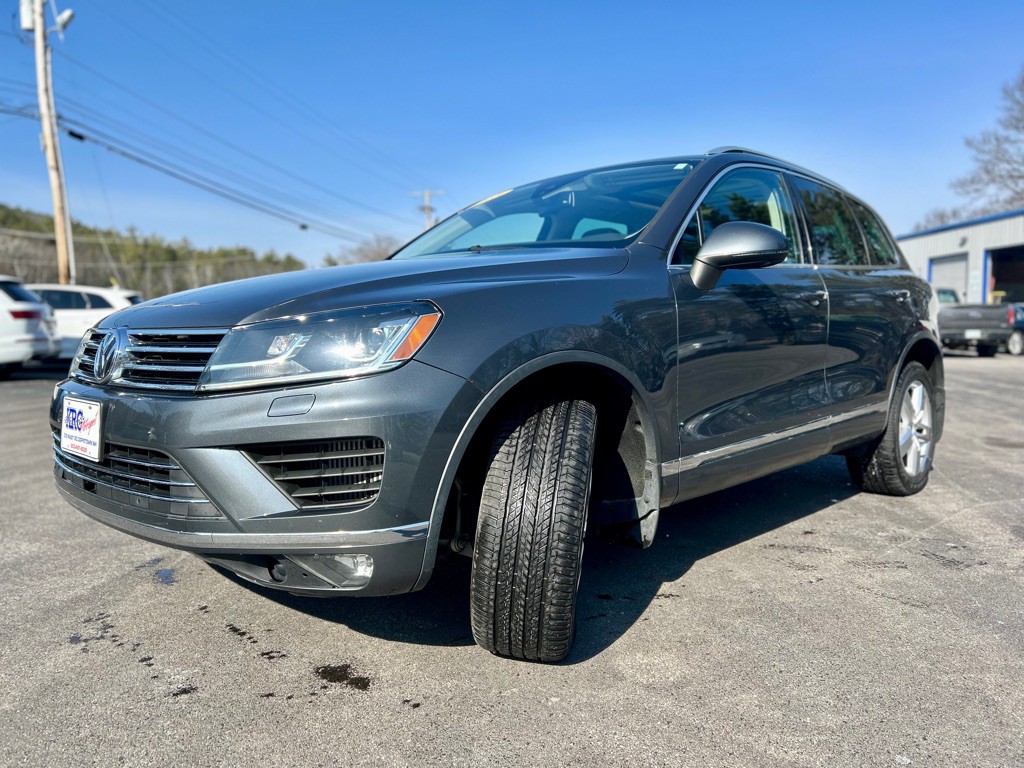 2015 Volkswagen Touareg Image 3
