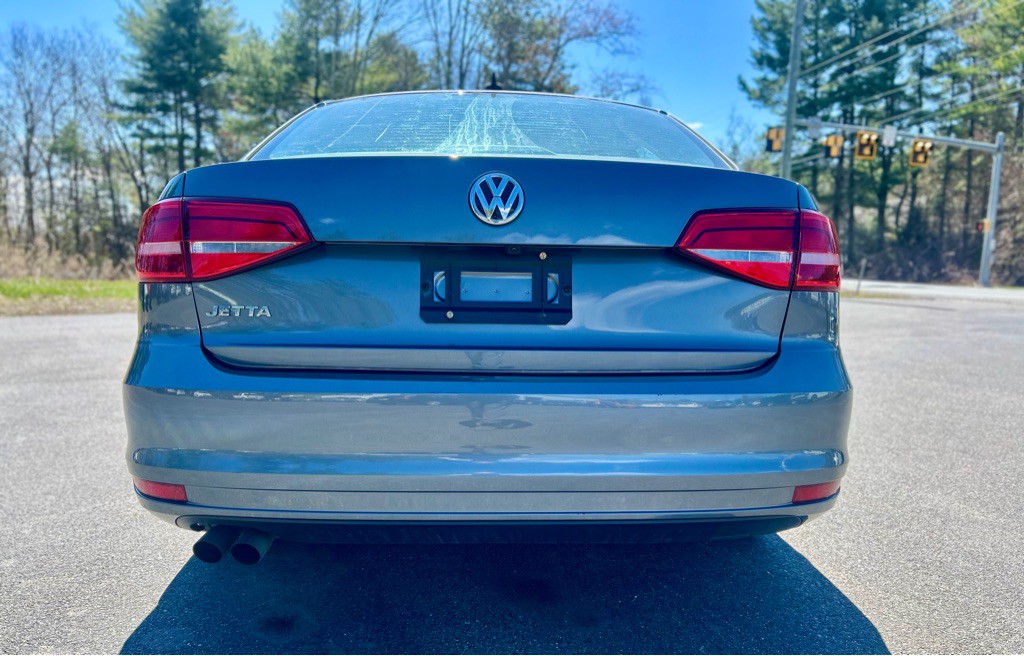 2015 Volkswagen Jetta Image 6