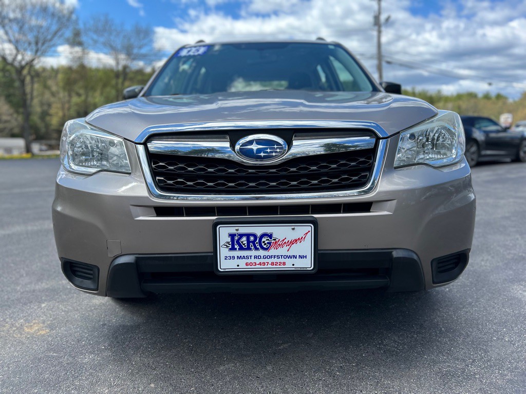2015 Subaru Forester Image 2
