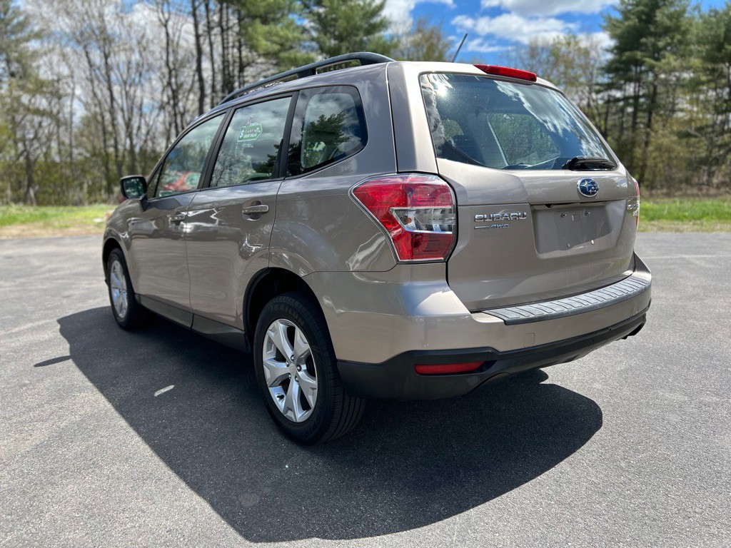 2015 Subaru Forester Image 5