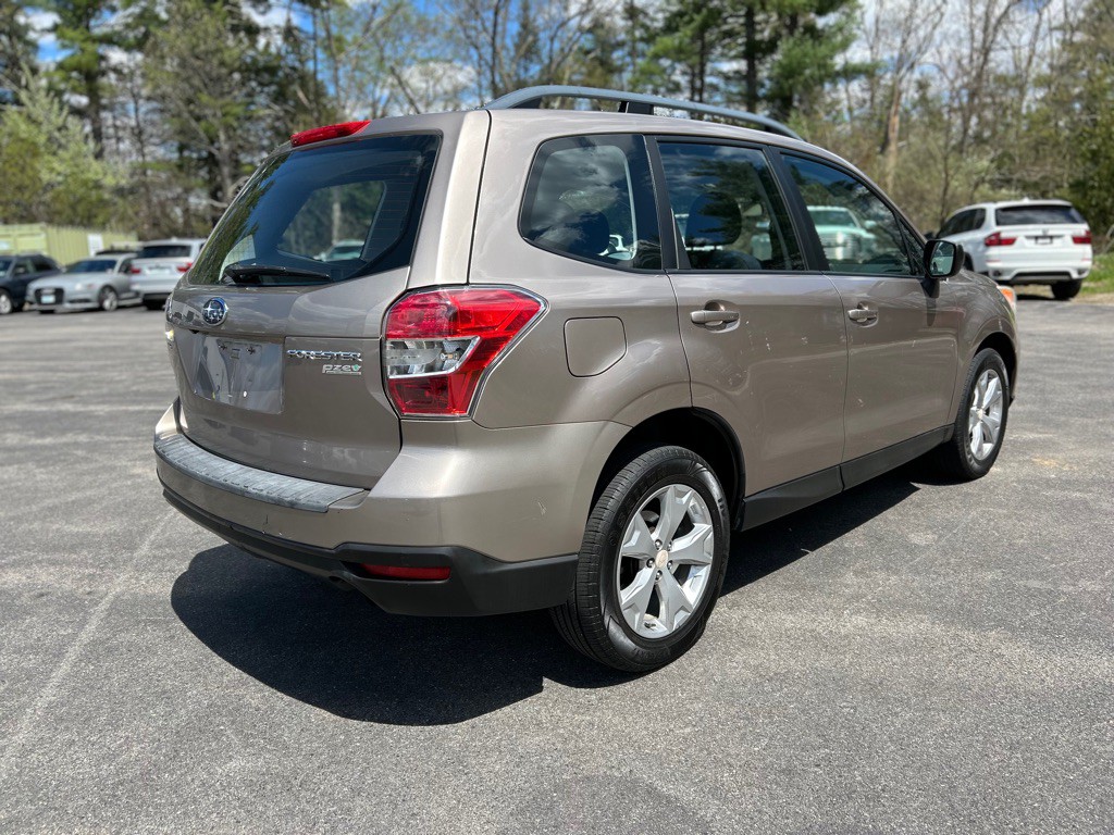 2015 Subaru Forester Image 7