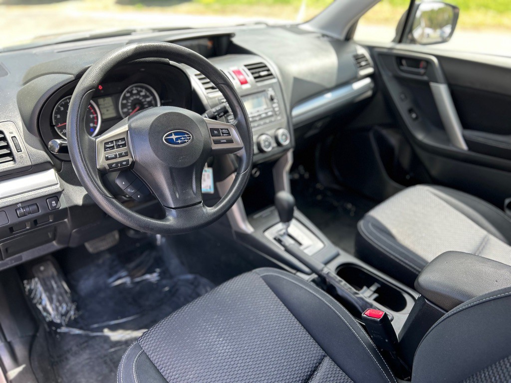 2015 Subaru Forester Image 10