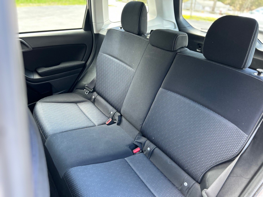 2015 Subaru Forester Image 19