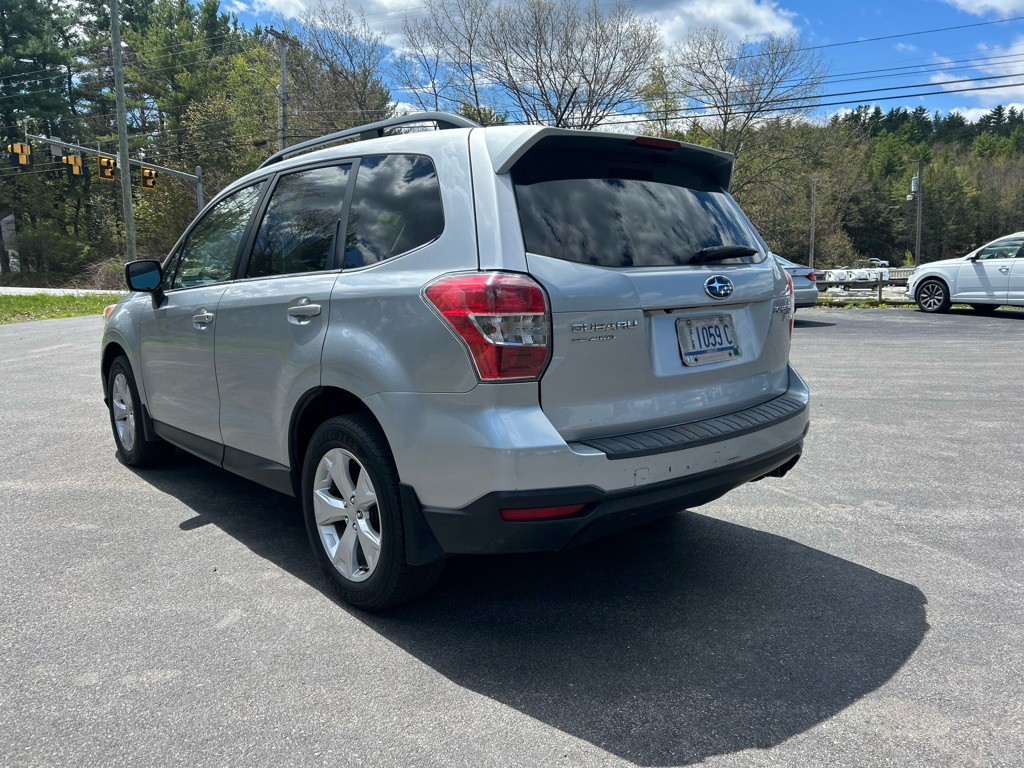 2014 Subaru Forester Image 7
