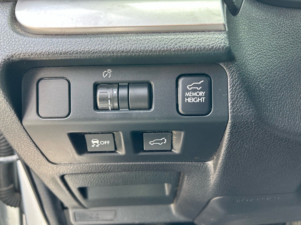 2014 Subaru Forester Image 14