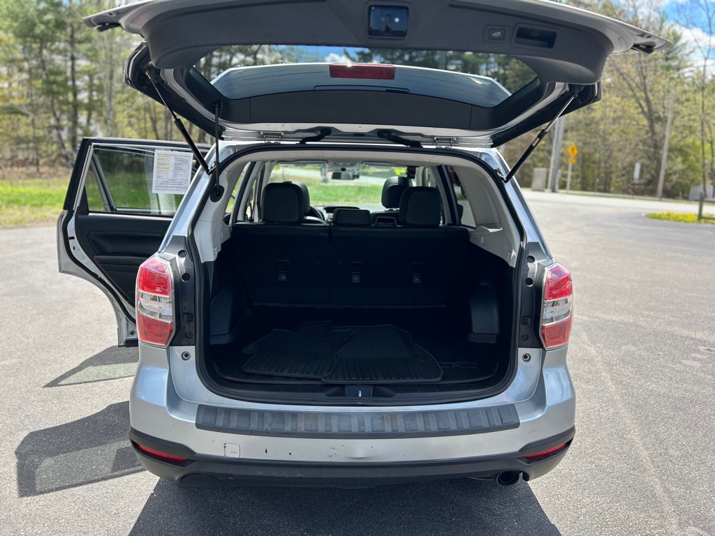 2014 Subaru Forester Image 24