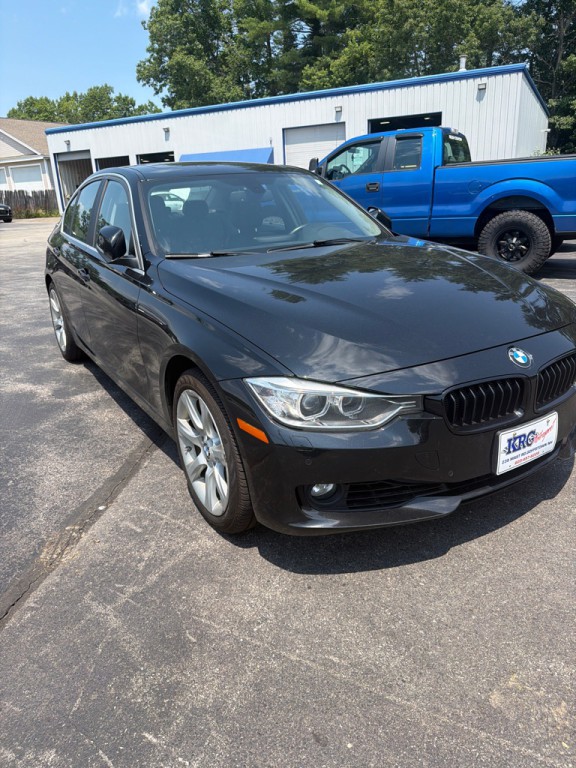 2015 BMW 3 Series Image 3