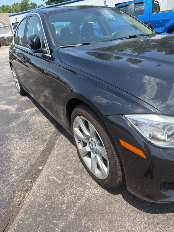 2015 BMW 3 Series Image 4