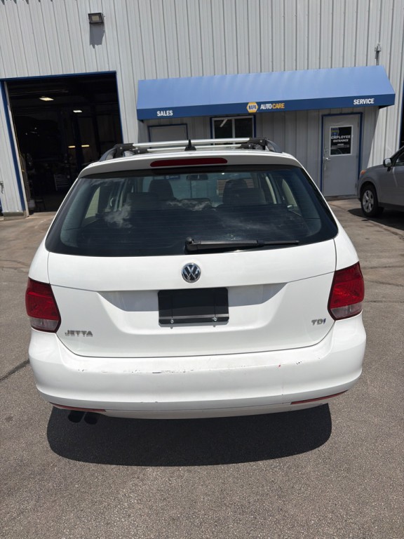 2012 Volkswagen Jetta Image 9