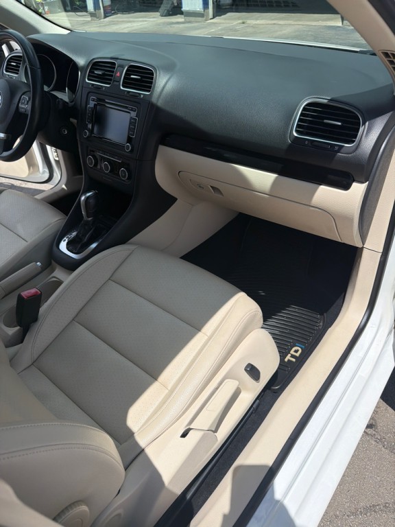 2012 Volkswagen Jetta Image 13