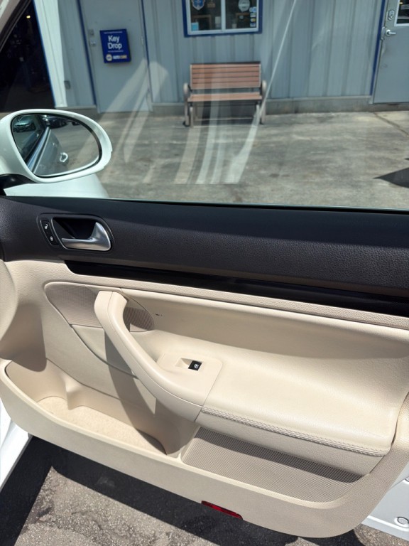 2012 Volkswagen Jetta Image 14