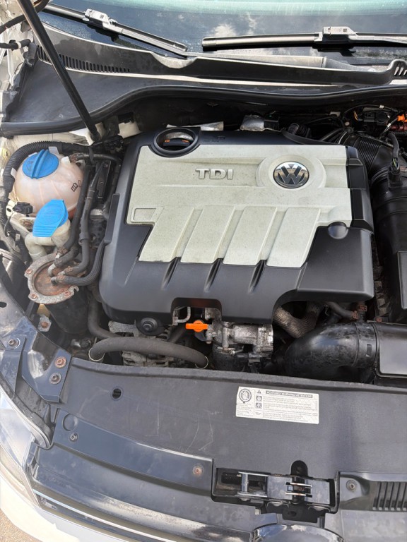2012 Volkswagen Jetta Image 18