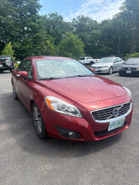 2012 Volvo C70 Image 3