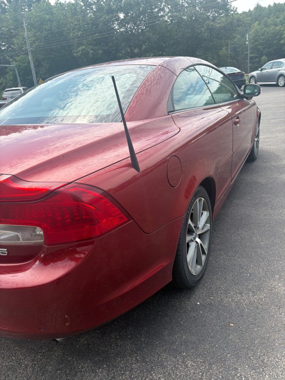 2012 Volvo C70 Image 6