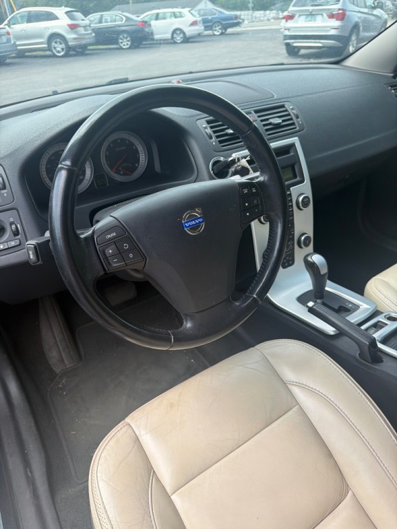 2012 Volvo C70 Image 12