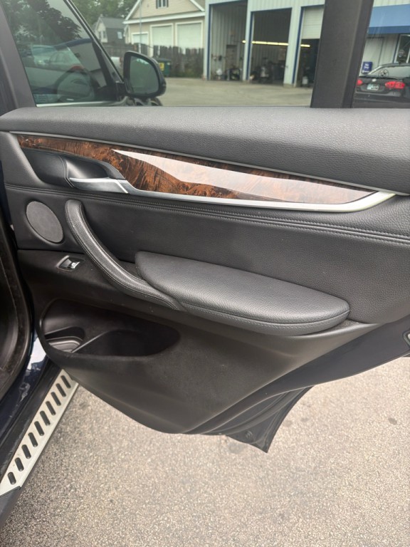 2015 BMW X5 Image 23