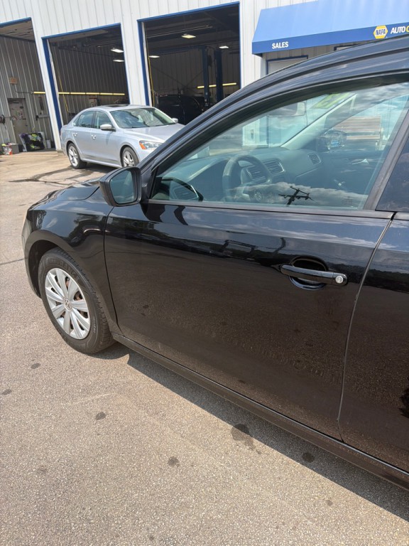 2013 Volkswagen Jetta Image 4