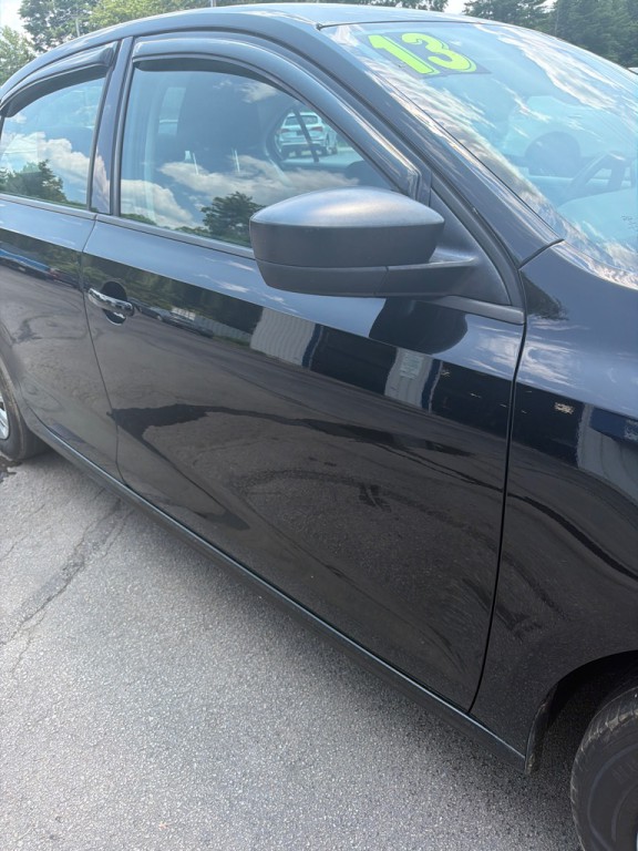 2013 Volkswagen Jetta Image 12