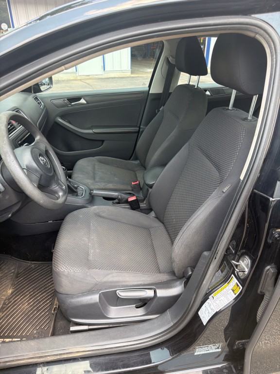 2013 Volkswagen Jetta Image 18