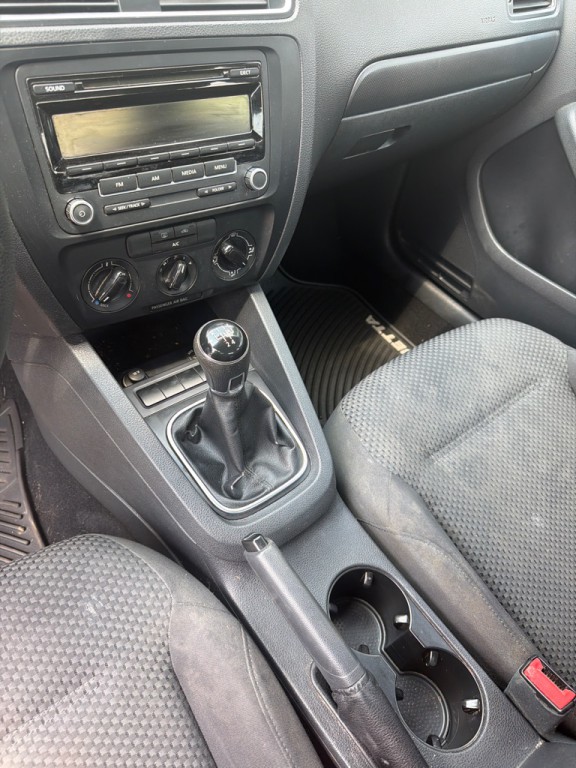 2013 Volkswagen Jetta Image 19