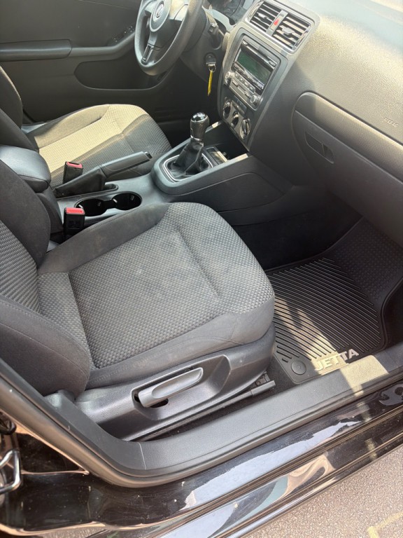 2013 Volkswagen Jetta Image 20