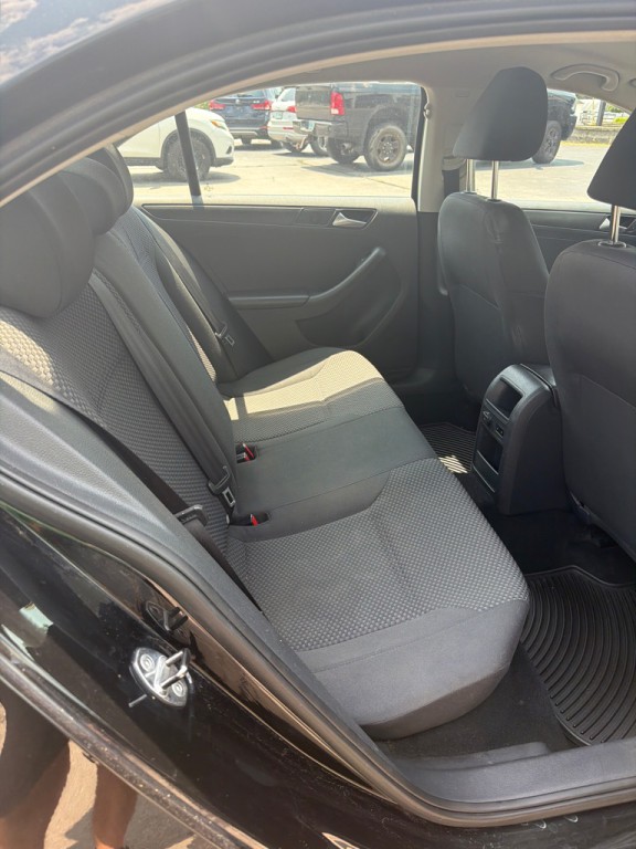 2013 Volkswagen Jetta Image 22