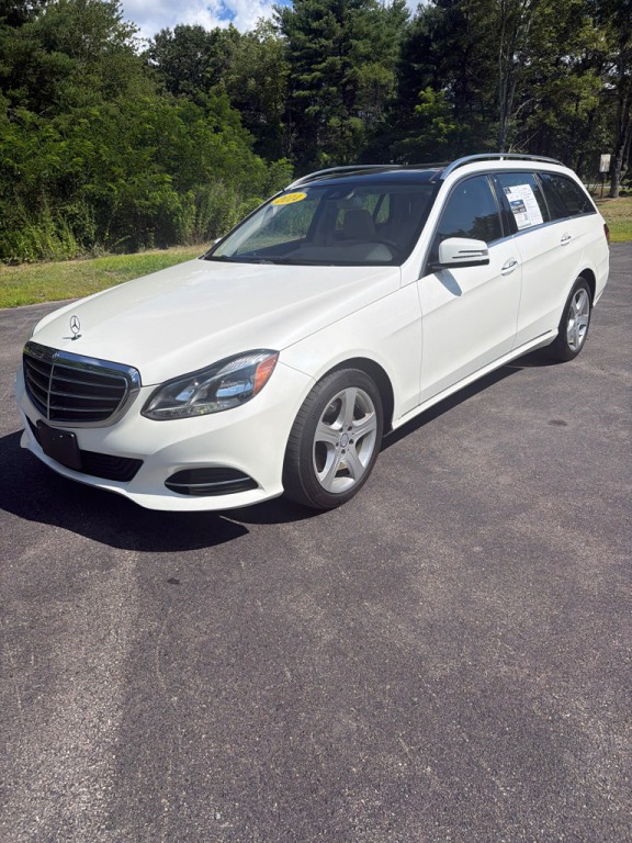 2014 Mercedes-Benz E-Class Image 1