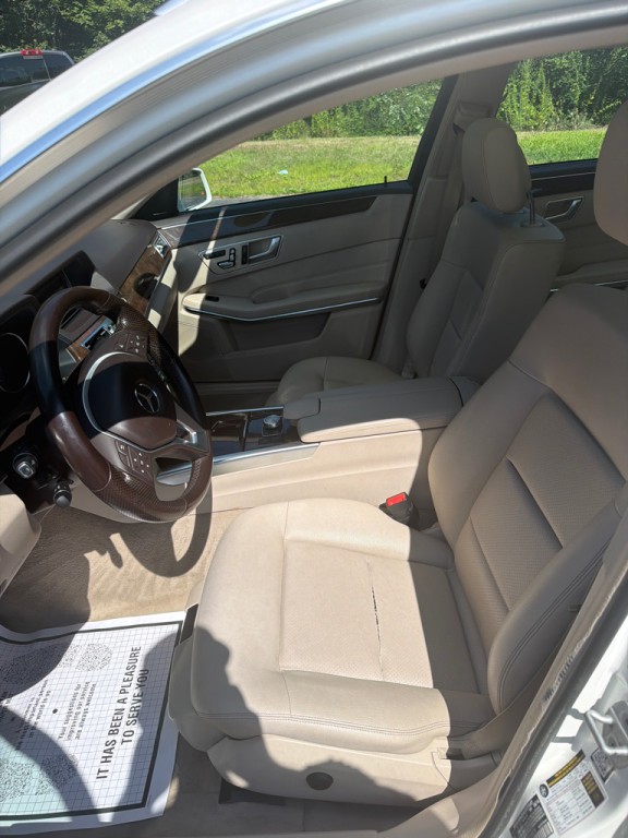 2014 Mercedes-Benz E-Class Image 10