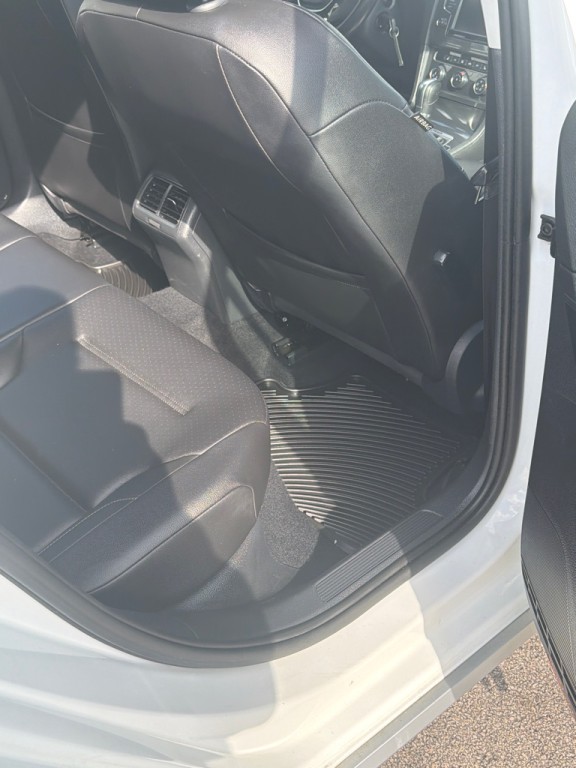 2017 Volkswagen Golf Image 19