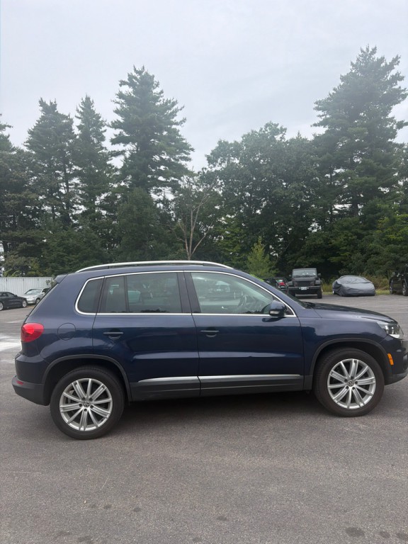 2012 Volkswagen Tiguan Image 9