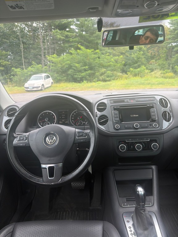 2012 Volkswagen Tiguan Image 13