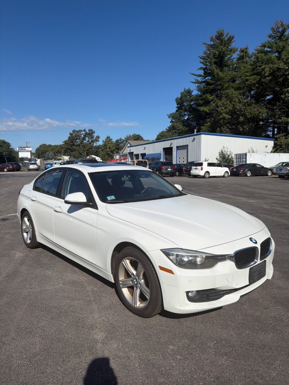 2014 BMW 3 Series Image 1