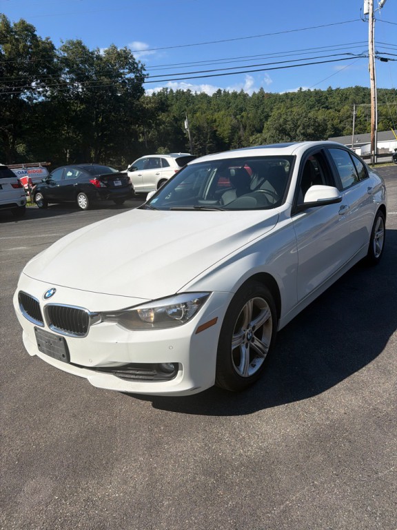 2014 BMW 3 Series Image 3