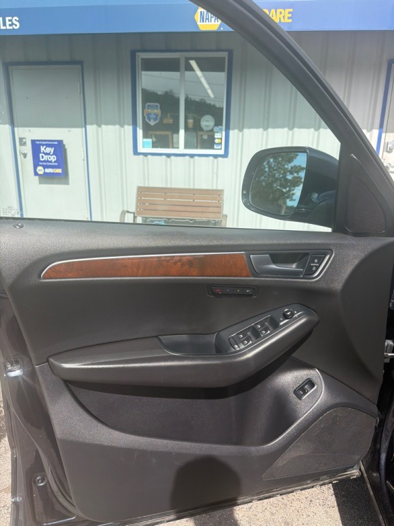 2012 Audi Q5 Image 10