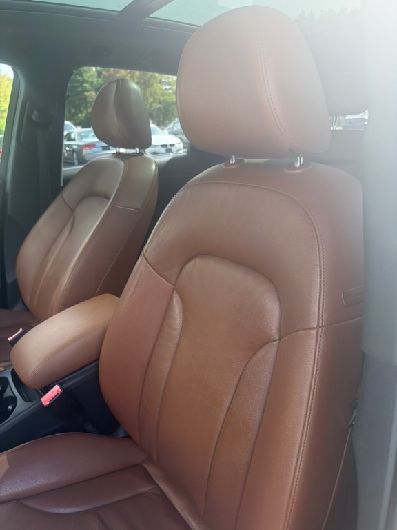 2012 Audi Q5 Image 11