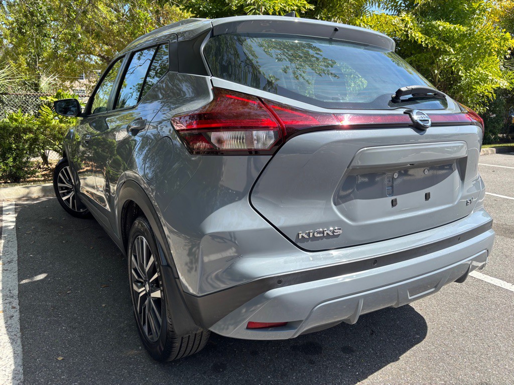 2021 Nissan Kicks Image 3