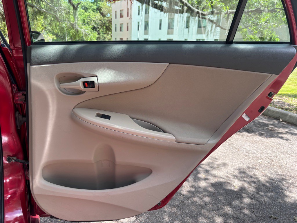 2009 Toyota Corolla Image 18