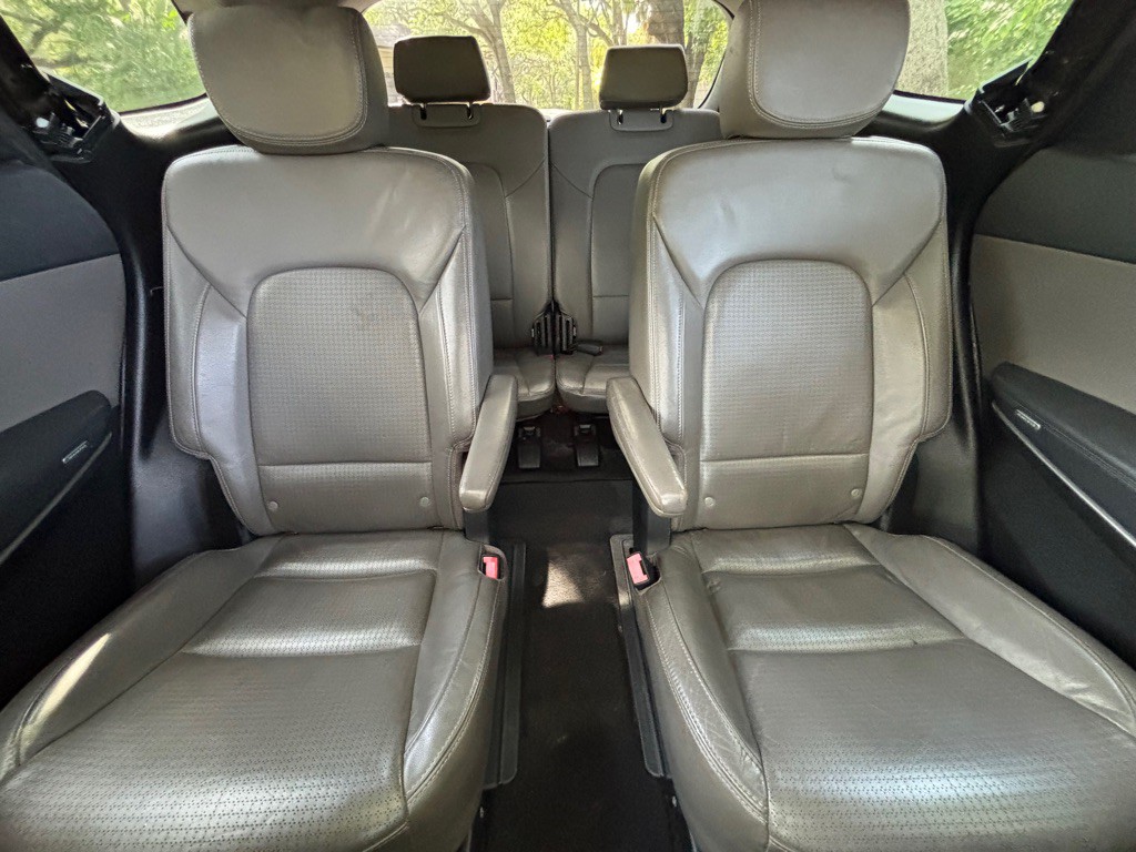 2013 Hyundai Santa Fe Image 20