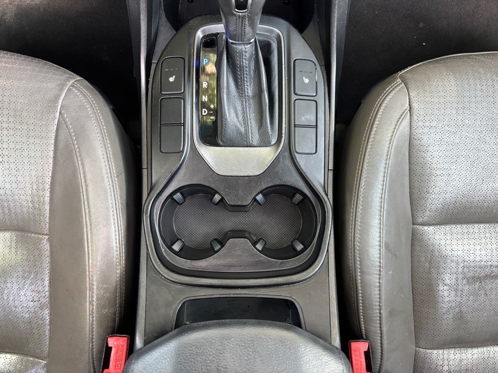 2013 Hyundai Santa Fe Image 27