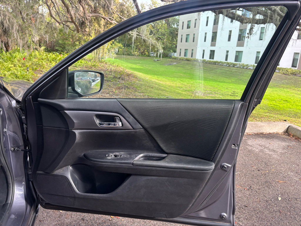 2014 Honda Accord Image 21