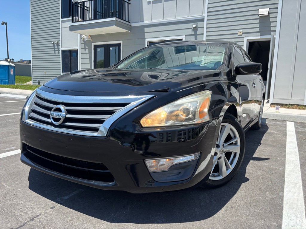 2013 Nissan Altima Image 1