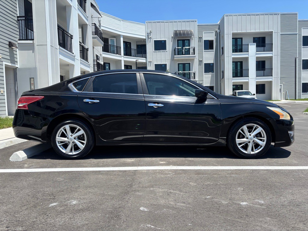 2013 Nissan Altima Image 5