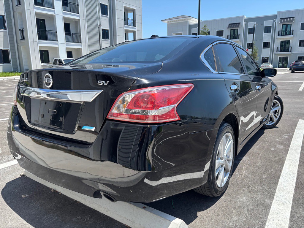 2013 Nissan Altima Image 6