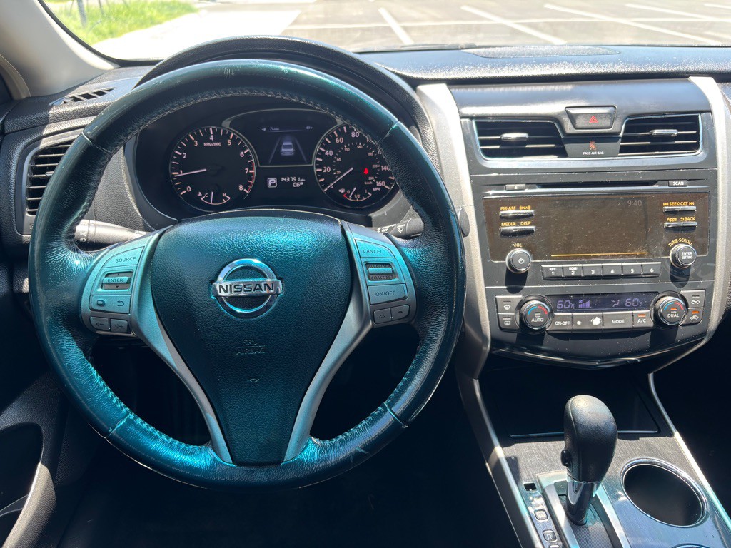 2013 Nissan Altima Image 24