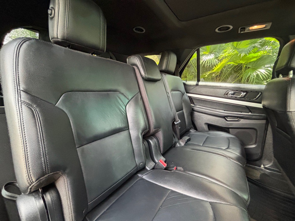 2016 Ford Explorer Image 20