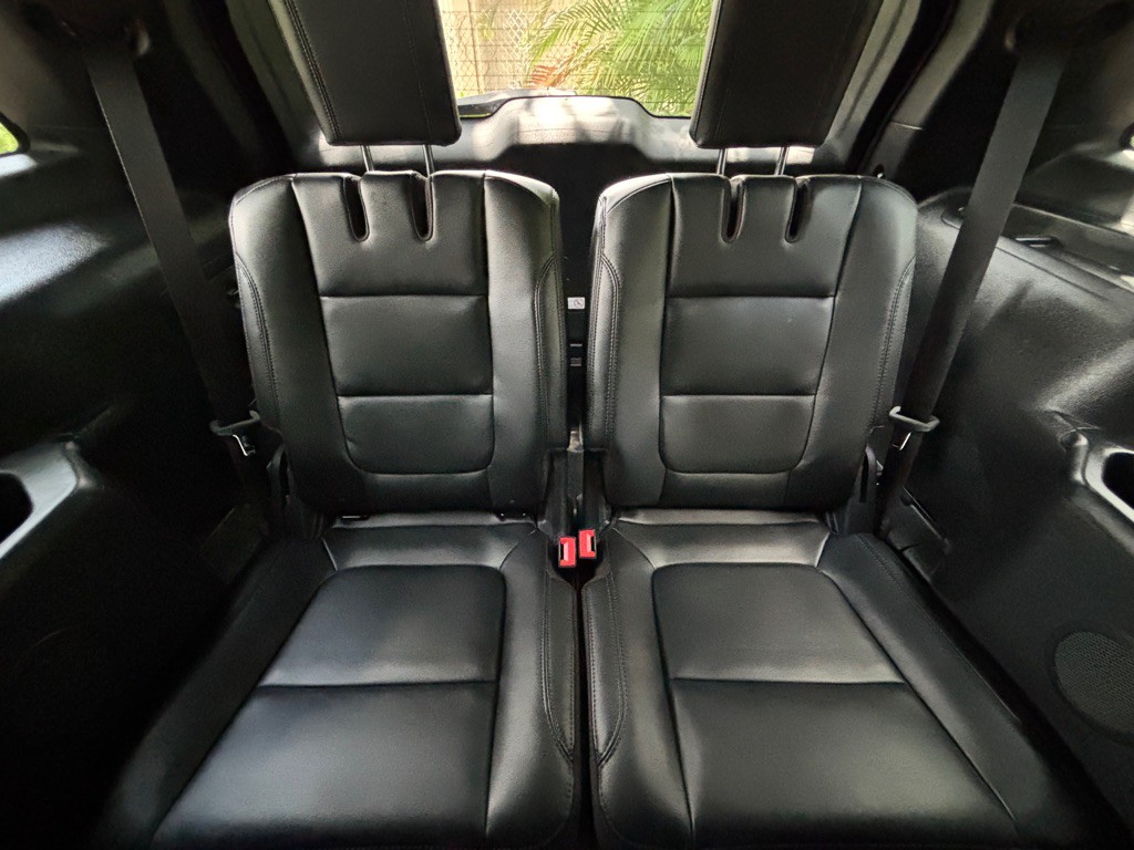2016 Ford Explorer Image 25