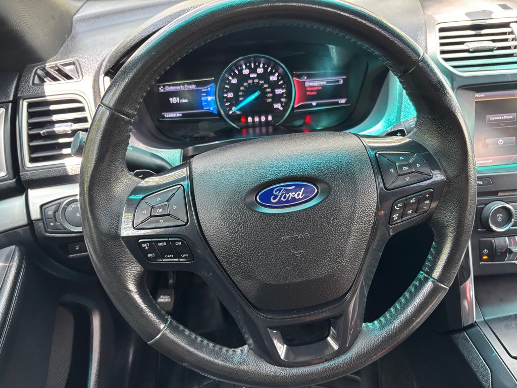 2016 Ford Explorer Image 26