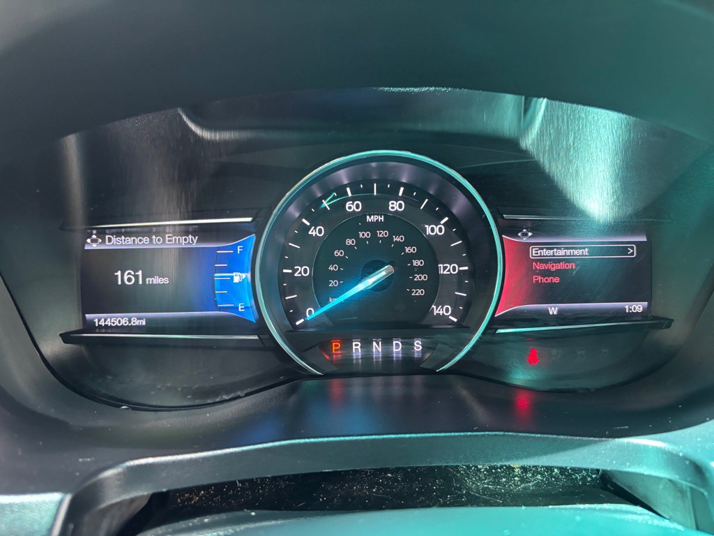 2016 Ford Explorer Image 27